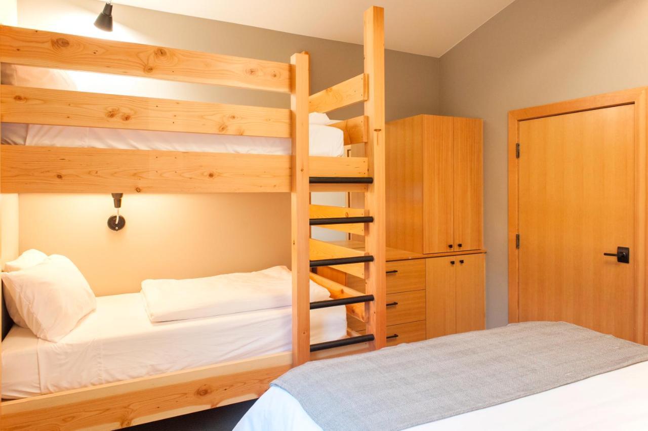 ליבנוורת' The Suites On Main מראה חיצוני תמונה